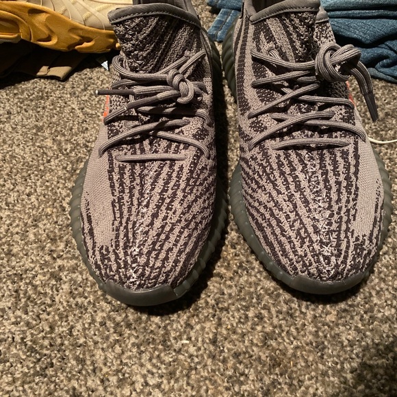 Adidas Yeezy 350 v2 belugas 2.0 - Picture 3 of 9